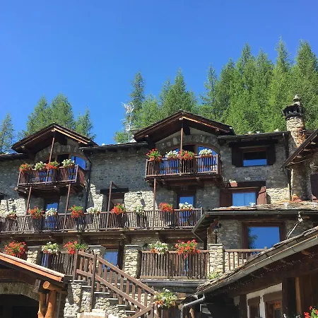 Notre Maison 3* Saint-Pierre