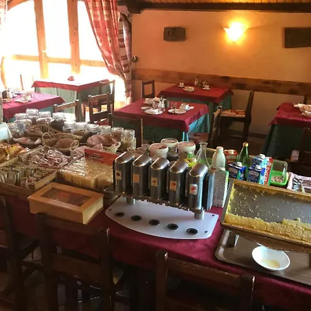 Hotel Notre Maison Saint-Pierre