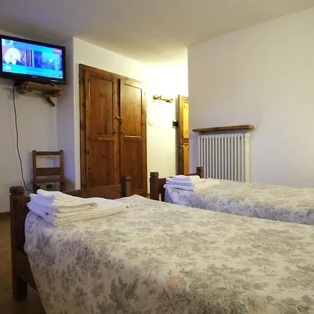 Notre Maison 호텔 3*