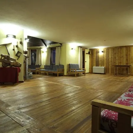 Notre Maison Hotel 3*