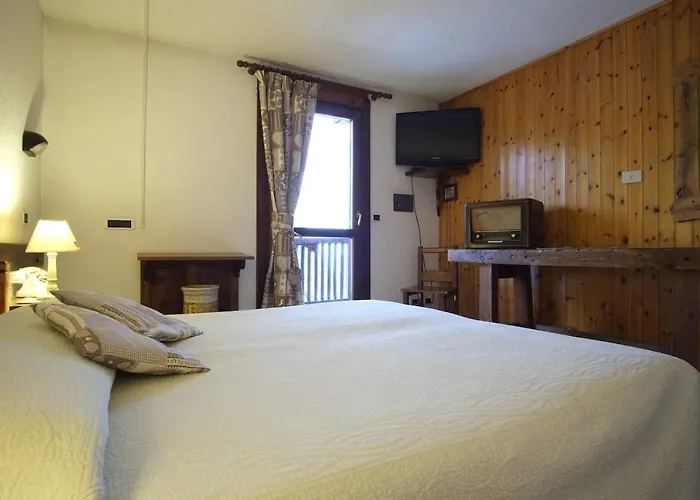 Notre Maison Hotel 3*